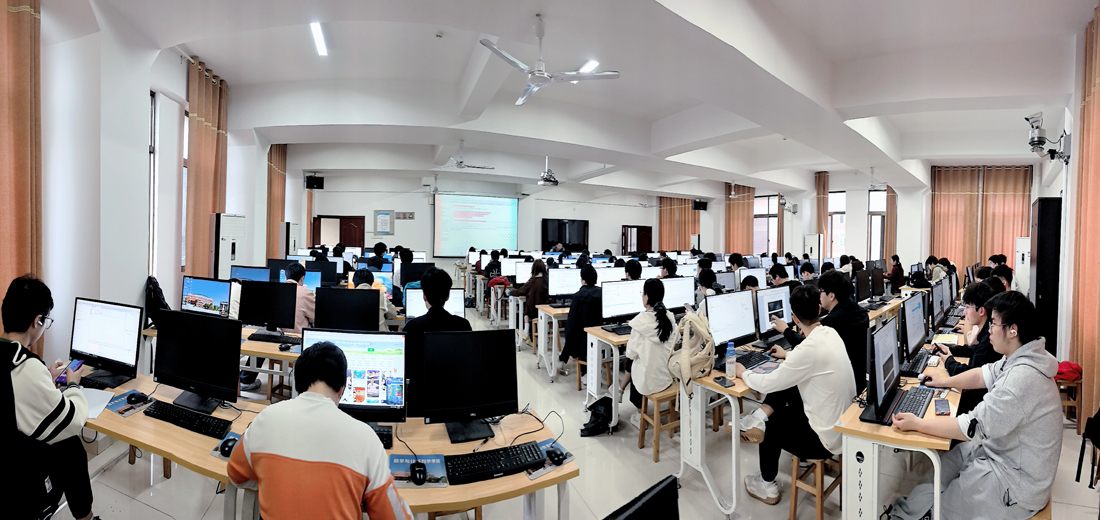 7-计算机语言实验室a.jpg
